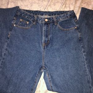 Raw Hem High Waisted Jeans